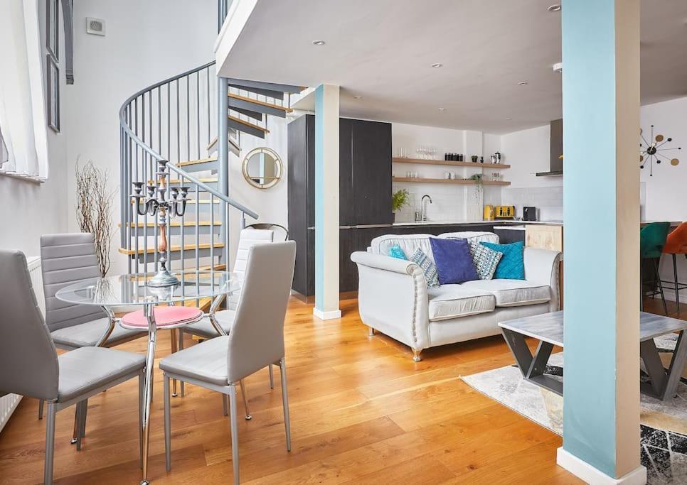 The Chapel Cottage By Ritual Stays Hemel Hempstead Esterno foto